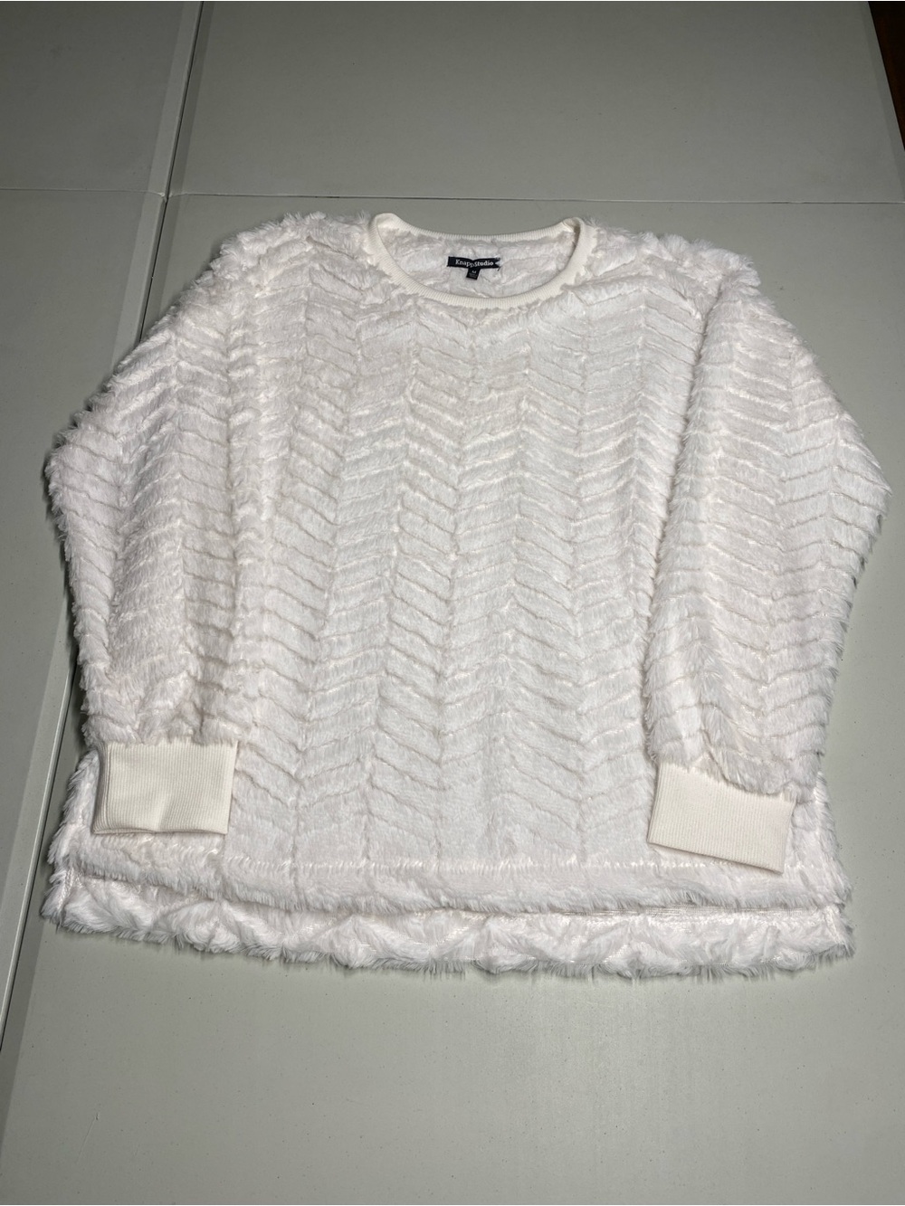 Cozy White Chevron-Textured Crewneck Sweater
